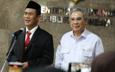 uploads/news/2023/10/mentan-amran-fokus-tingkatkan-3628894d6b6c217_400.jpg