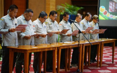 uploads/news/2023/10/mentan-penandatangan-pakta-integritas-91810cf8df5795d_400.jpg