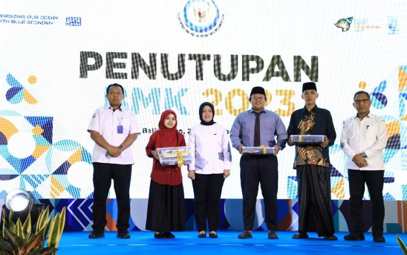 uploads/news/2023/11/pembagian-puluhan-ribu-paket-39903c3c29e4f12.jpeg