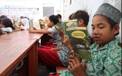 uploads/news/2023/11/rhino-goes-to-school--850229dfc37c4eb_400.jpeg