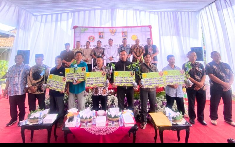 uploads/news/2023/12/bantuan-benih-50ribu-kopi-334588d21b54000.jpg