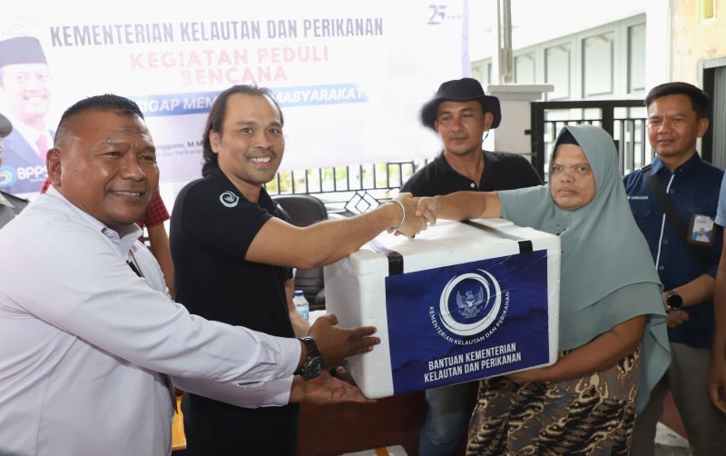 uploads/news/2024/03/bantuan-produk-perikanan-bagi-2217554036419cc.jpeg