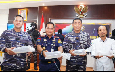 uploads/news/2024/05/sinergi-dengan-tni-al--53099a576681af3_400.jpg