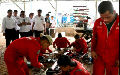 uploads/news/2024/06/mahasiswa-berperan-berinovasi-lapangan-24848f5b9ba8a9b_400.jpg