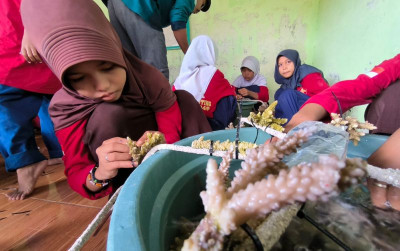 uploads/news/2024/06/pelajar-dan-guru-ikut-8494594bd88dc0f_400.jpeg