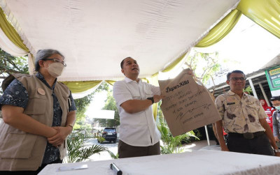 uploads/news/2024/06/surabaya-memastikan-menjadi-kota-353983a7273761a_400.jpeg