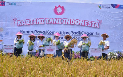 uploads/news/2024/11/pupuk-indonesia-memberdayakan-wanita-75950e2a32def9e_400.jpg