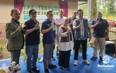 uploads/news/2025/01/kolaborasi-21-bumn-resmikan-86132ea94ab8d5f_400.jpg