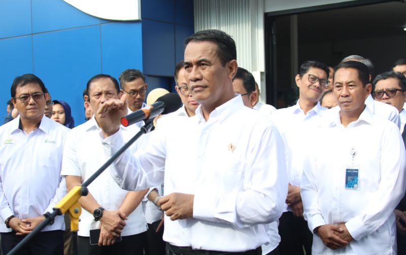 uploads/news/2025/02/mentan-amran-pimpin-operasi-33052e9a1cb9272.jpg