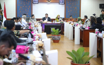 uploads/news/2025/02/pengusaha-indonesia-peluang-komoditas-1168632d825c540_400.jpeg