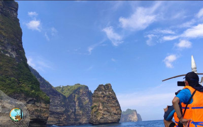 uploads/news/2025/02/pulau-nusa-barung-benteng-841853798797c60_400.jpg