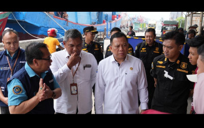 uploads/news/2025/02/selama-ramadan-pelayanan-pelabuhan-623163a08240c9f_400.jpg