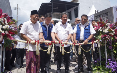 uploads/news/2025/03/gudang-distribusi-garam-ponorogo-362825229bef08f_400.jpg
