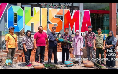 uploads/news/2025/03/penyerahan-merak-hijau-sarana-195709db7e69e6f_400.jpg