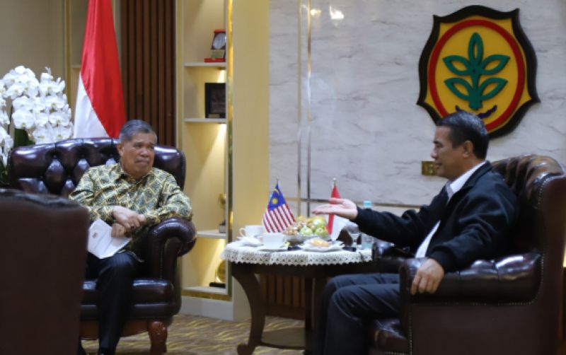 uploads/news/2025/04/malaysia-memohon-pasokan-beras-4562058db9389e0.jpg