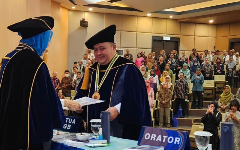 uploads/news/2025/05/profesor-indonesia-temukan-molekul-624655ba5b7e759.jpeg