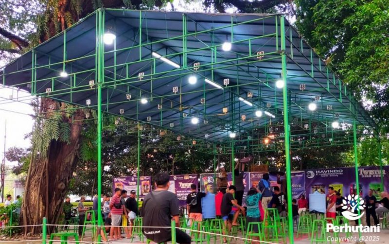 uploads/news/2025/06/kantor-perhutani-semarang-jadi-22298a72a82d4dd.jpg