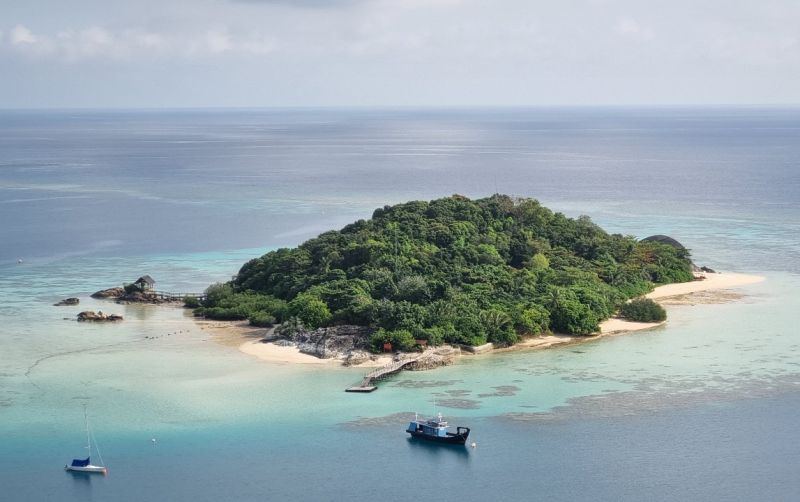 uploads/news/2025/06/kkp-ditegaskan-pulau-tidak-228124fc11c7781.jpg