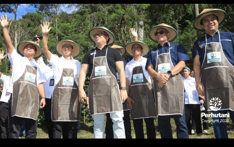 uploads/news/2025/06/program-kemitraan-kopi-perhutani-60629847d0579bc.jpg
