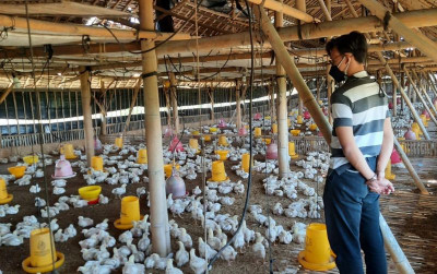 uploads/news/2025/08/menangani-chronic-respiratory-disease-31133563917f1c5_400.jpeg