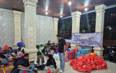 uploads/news/2025/09/bulog-salurkan-bantuan-pangan-46521c8f5d9af97_400.jpg