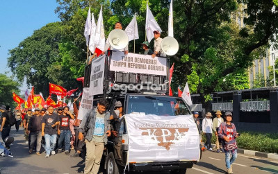 uploads/news/2025/09/hari-tani-nasional-ribuan-14193fdb1db2501_400.jpg