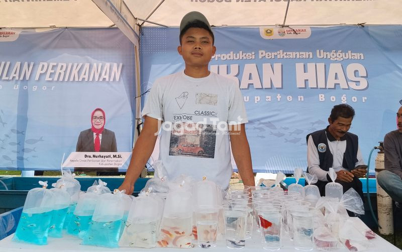 uploads/news/2025/09/pemuda-parung-raup-pundi-86393be4f96a97c.jpg