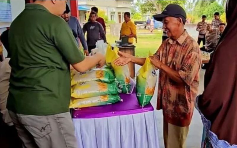 uploads/news/2025/10/jaga-harga-beras-di-90272866c33c72d.png