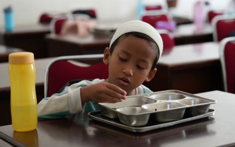 uploads/news/2025/11/banda-aceh-selipkan-menu-20368f82a5f1b0d.png