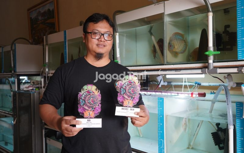 uploads/news/2025/11/gunakan-burger-sebagai-pakan-9383154b2826393.jpeg