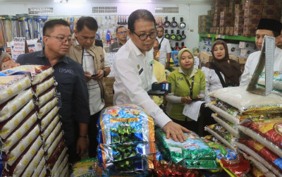uploads/news/2025/11/impor-pangan-ilegal-harus-761693ced292b38_400.png