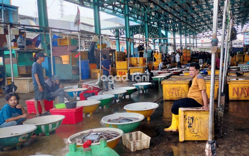 uploads/news/2025/12/layanan-pelabuhan-perikanan-tetap-264405a95cd5d53.jpg