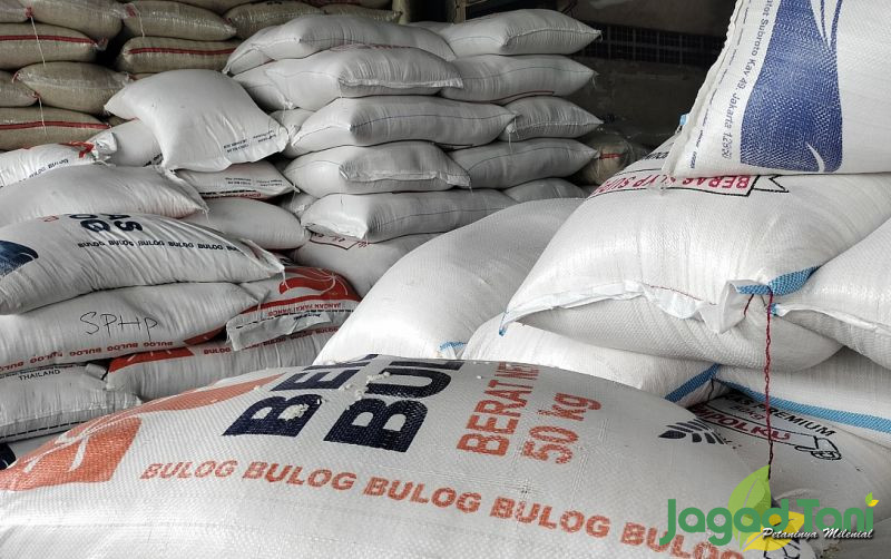 uploads/news/2025/12/pantauan-harga-di-pasar-56311b498d2b7ca.jpg