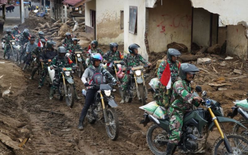 uploads/news/2025/12/percepatan-penyaluran-bantuan-pangan-865864003b7c37e.jpg
