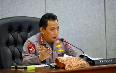 uploads/news/2026/01/jika-kapolri-menjadi-petani--59961e056260aea_400.png