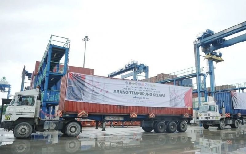 uploads/news/2026/02/arang-tempurung-awunio-ekspor-23516129a65ec9b.jpeg