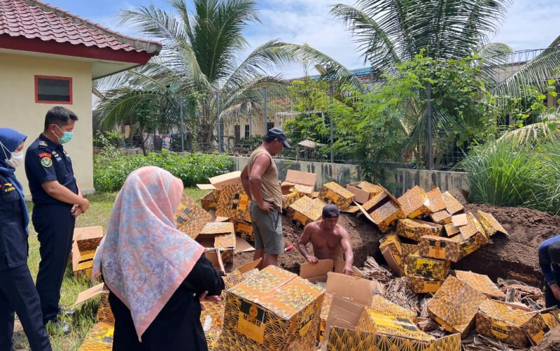 uploads/news/2026/02/kulit-hiu-dan-pari-61711512d22066c.jpg