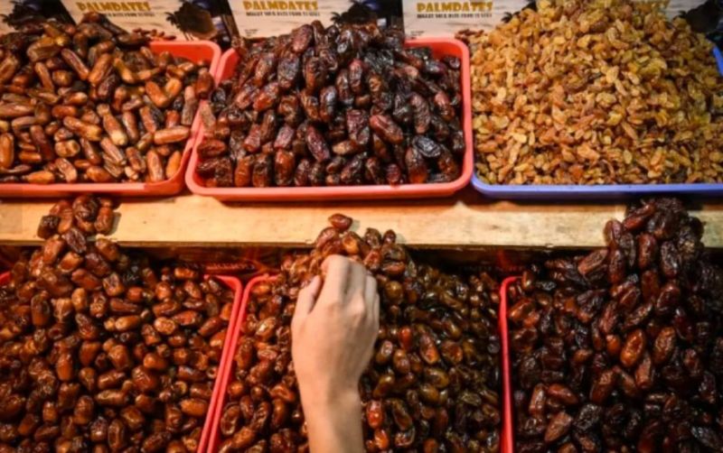 uploads/news/2026/02/lima-brand-kurma-premium-910884be7fff187.jpeg