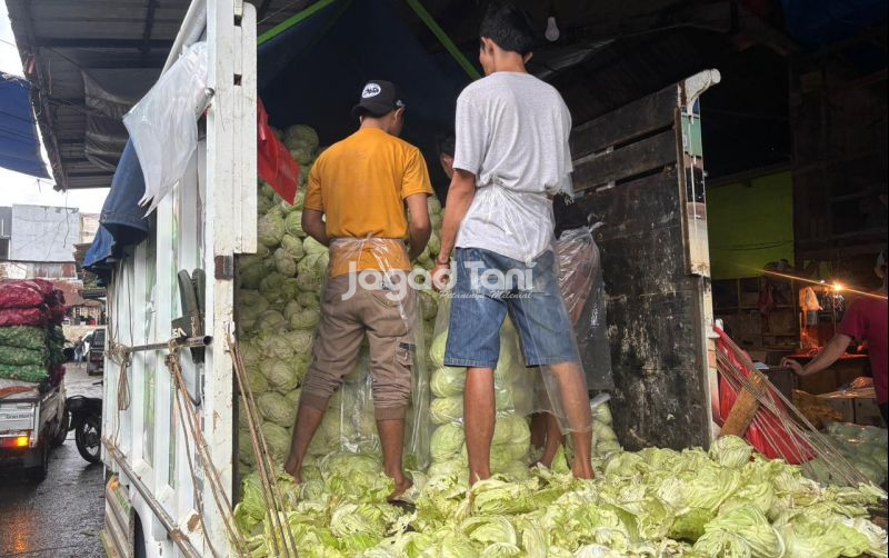 uploads/news/2026/04/angkut-sayur-dari-dieng--50321b846ba0e33.jpeg