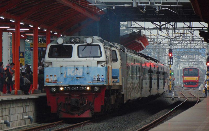 uploads/news/2026/04/argo-bromo-anggrek-kereta-18671a9efa471aa.jpg