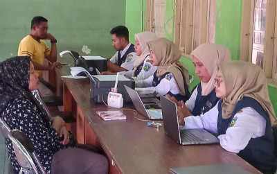 uploads/news/2026/04/nelayan-karimunjawa-terima-layanan-18208a779d4fde8_400.jpg