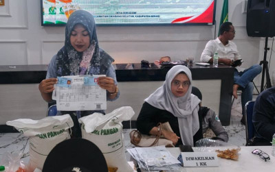 uploads/news/2026/06/1-632-warga-desa-sukadami-17209844a7d29ad_400.jpg