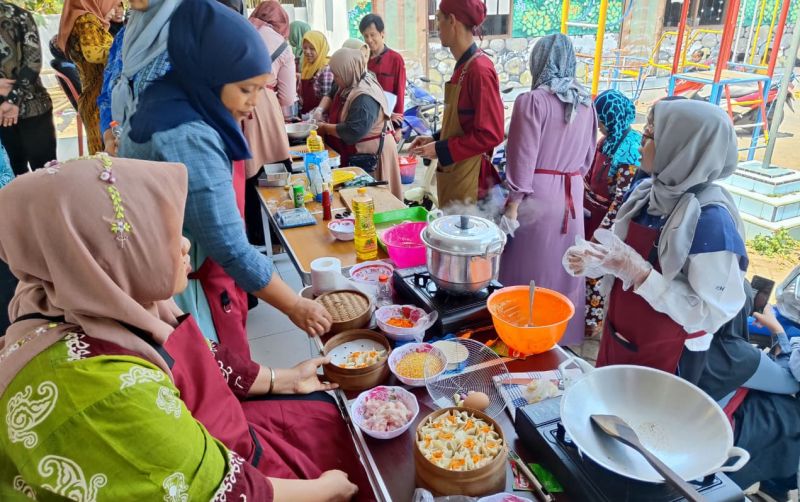 uploads/news/2026/08/warga-probolinggo-sulap-ikan-48923afdff733de.jpeg