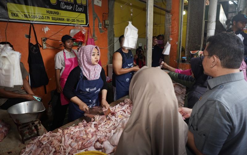 uploads/news/2026/09/pantauan-harga-daging-sembako-di-4134239663bea20.jpg