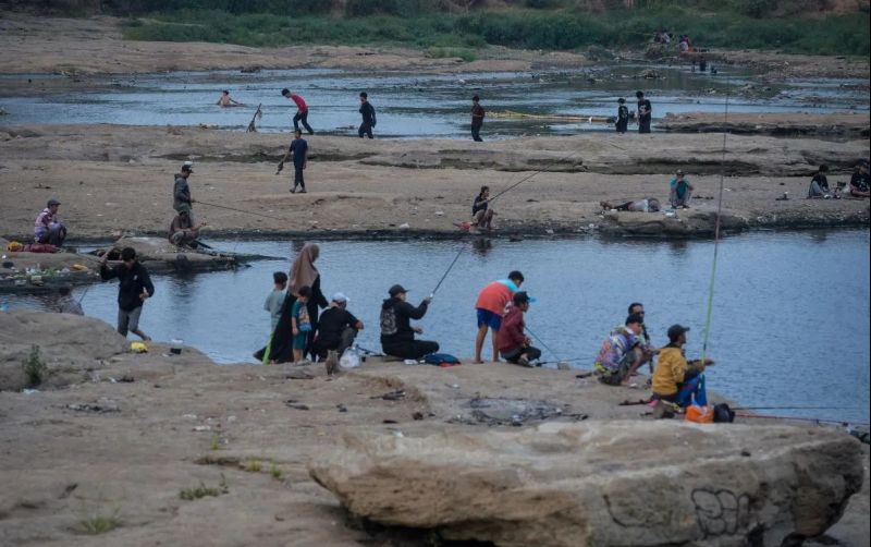 uploads/news/2026/09/sungai-cisadane-surut-warga-63089c6637fd9b1.jpg