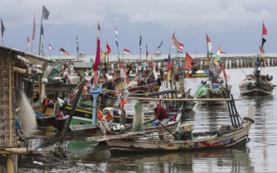 uploads/news/2026/10/100-kampung-nelayan-ditargetkan-92054a3ba0d3a43_400.jpg