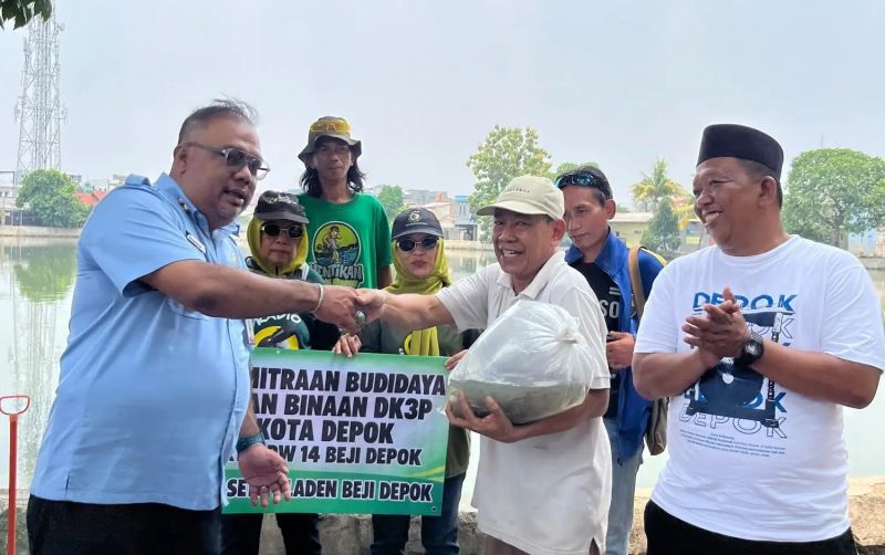 uploads/news/2026/10/pokmas-dapat-1500-benih-51135afa61dc98b.jpg